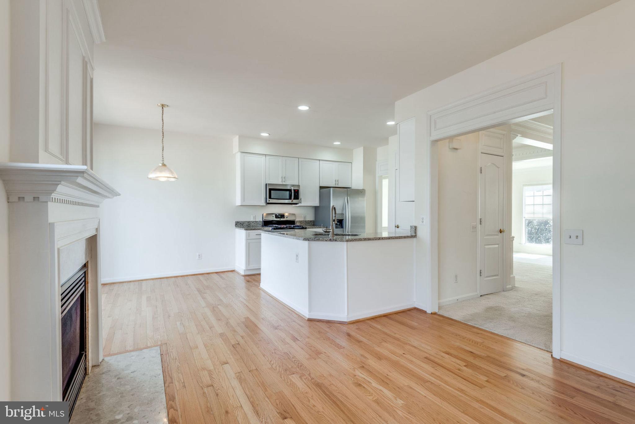 20864 Trinity Square Sterling, VA 20165 - Photo 10 of 42