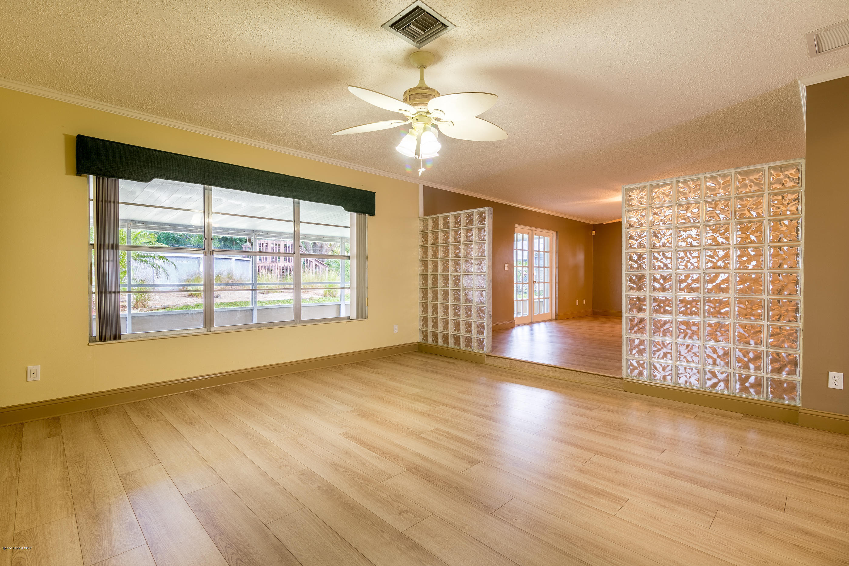 1060 Sunswept Road Northeast Palm Bay, FL 32905 - Photo 10 of 21 1060 Sunswept Rd Hi-res-14