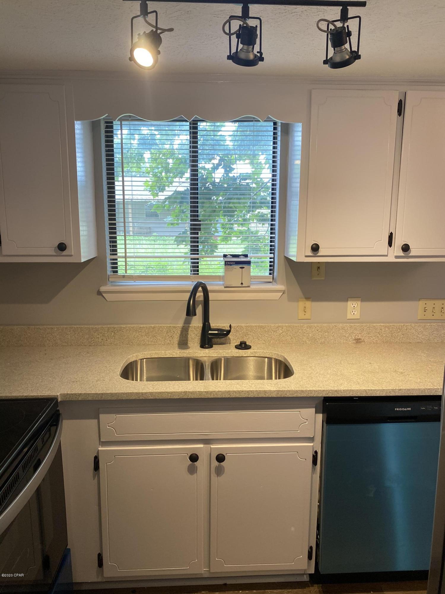 3933 Molina Road Panama City, FL 32405 - Photo 7 of 18 Gallery Image 7
