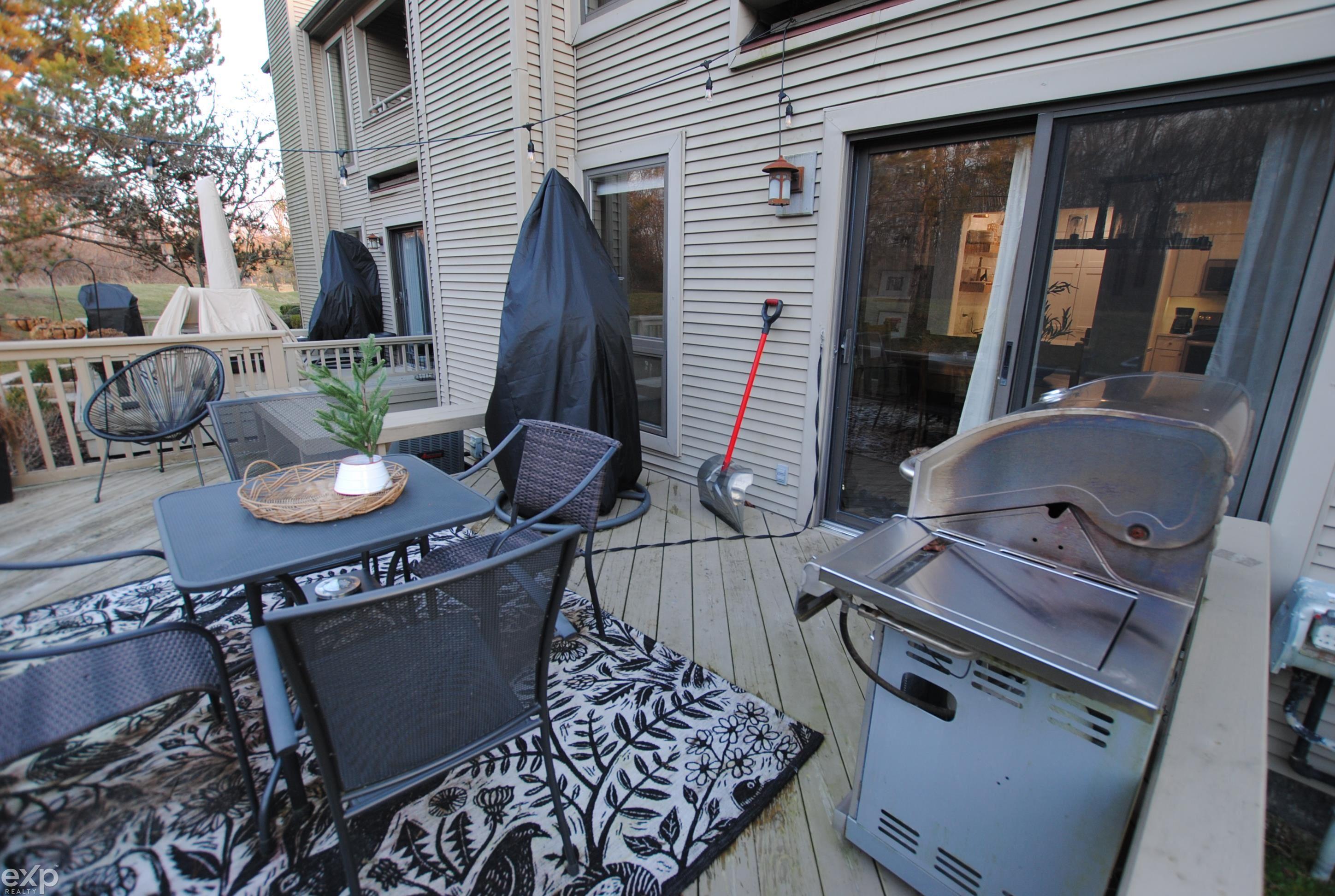 674 Camden Court Rochester, MI 48307 - Photo 45 of 49
