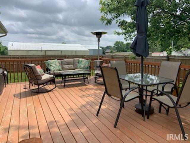 121 East Park Road Washington, IN 47501 - Photo 2 of 14 Gallery Image 2