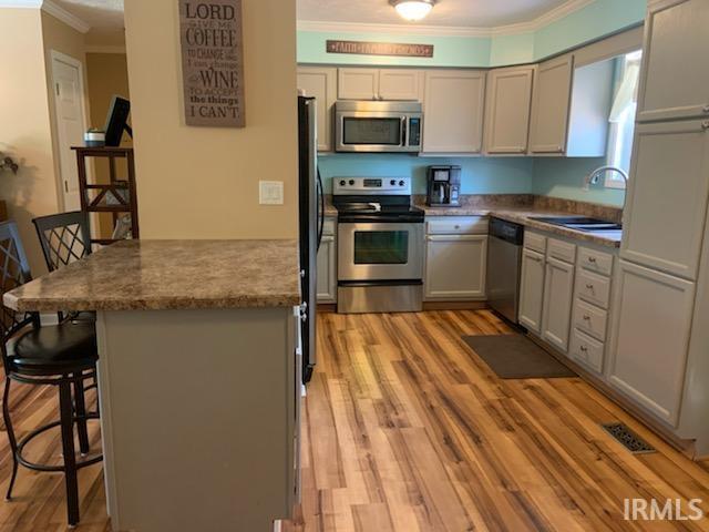 121 East Park Road Washington, IN 47501 - Photo 5 of 14 Gallery Image 5