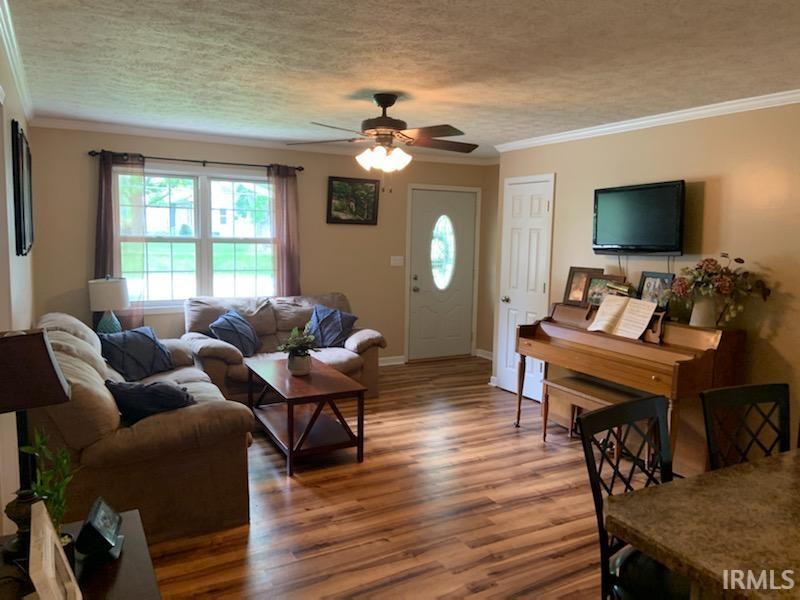 121 East Park Road Washington, IN 47501 - Photo 8 of 14 Gallery Image 8