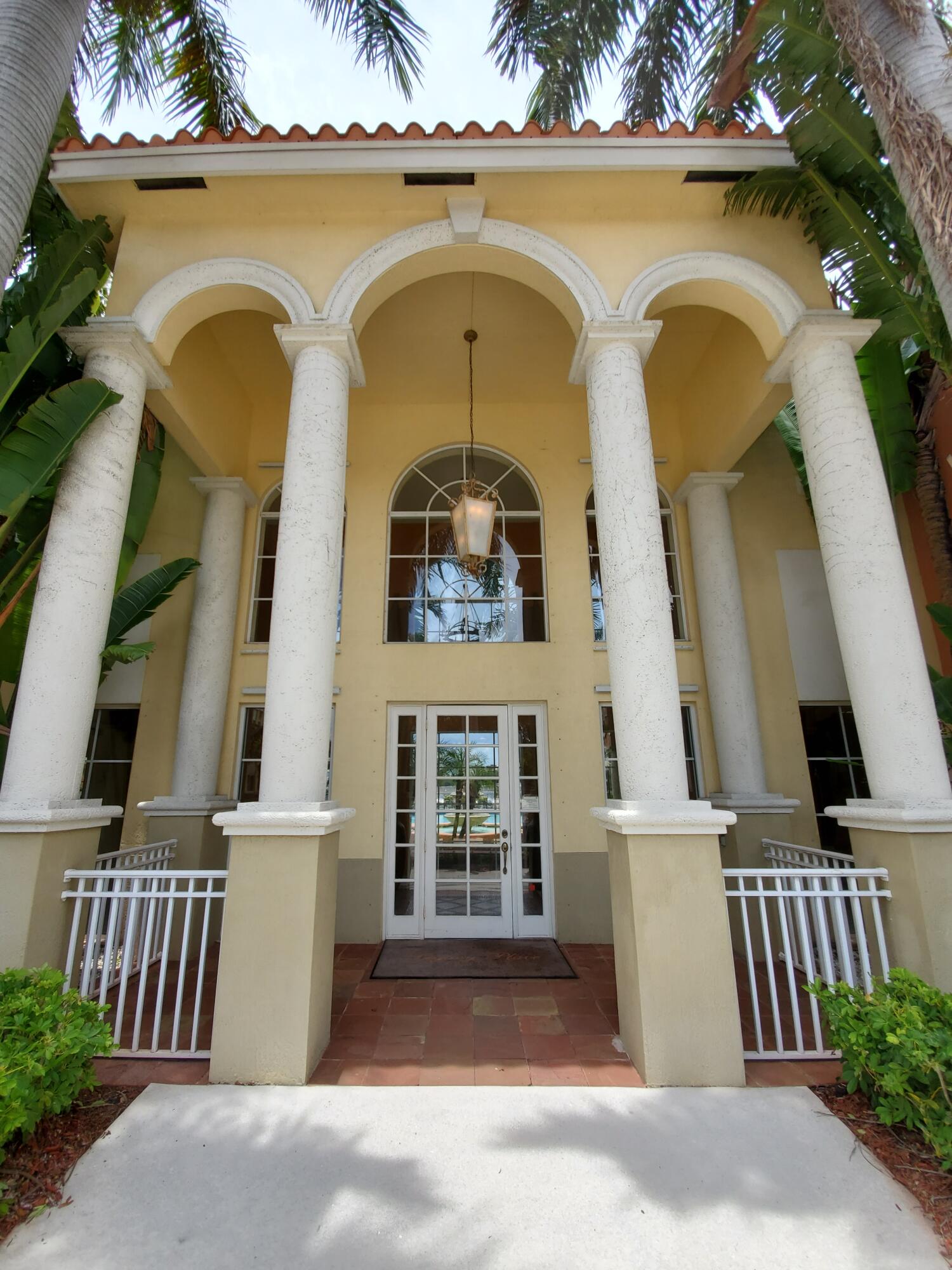 11019 Legacy Lane, Unit 305 Palm Beach Gardens, FL 33410 - Photo 32 of 40 Clubhouse