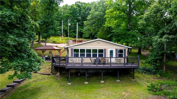$539,999 | 695 Montgomery Hill Drive, Sunrise Beach, MO 65079