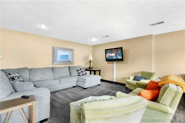 $539,999 | 695 Montgomery Hill Drive, Sunrise Beach, MO 65079