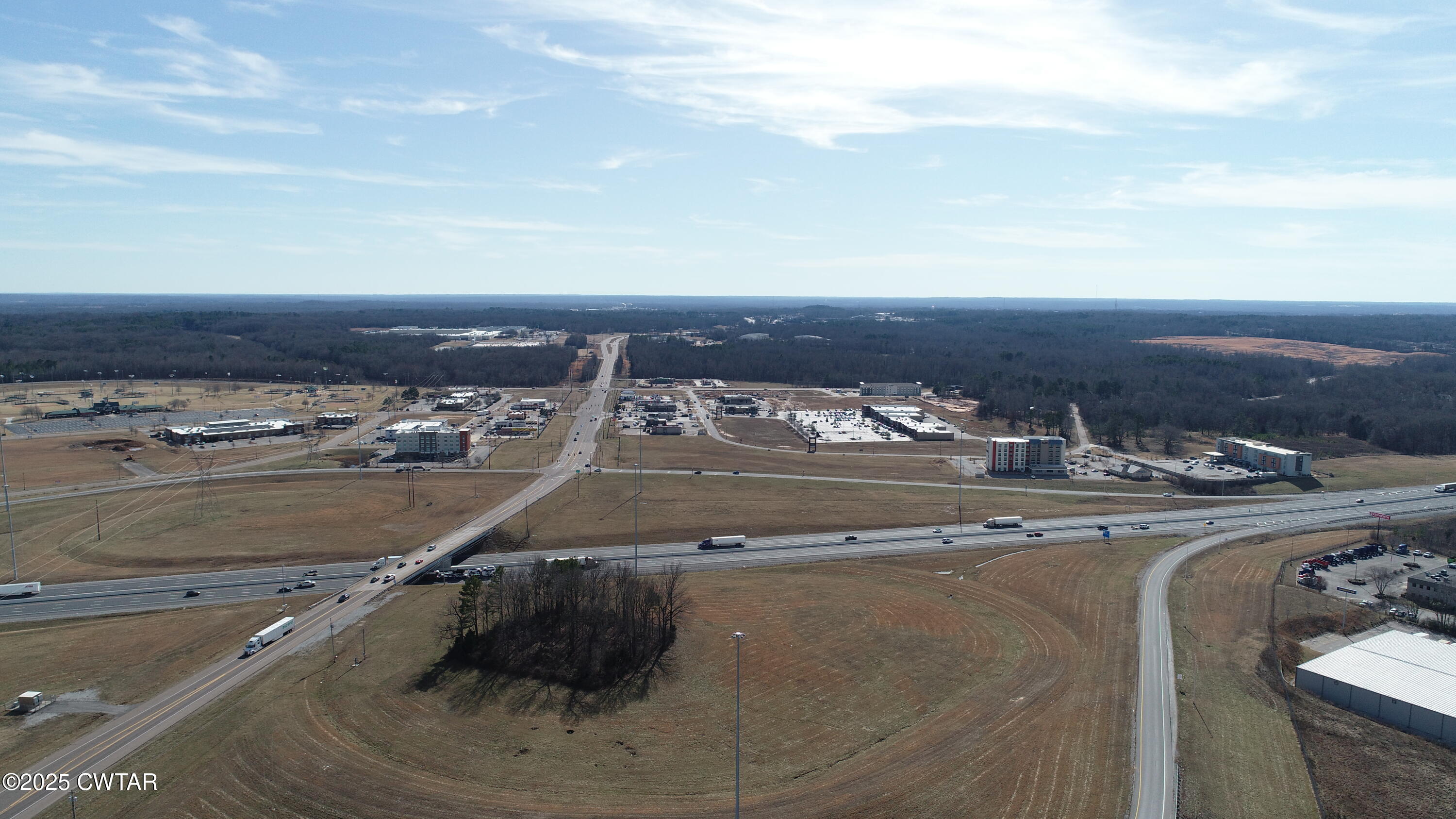 41 International Cove Jackson, TN 38305 - Photo 4 of 21 a view of a sky from the roof