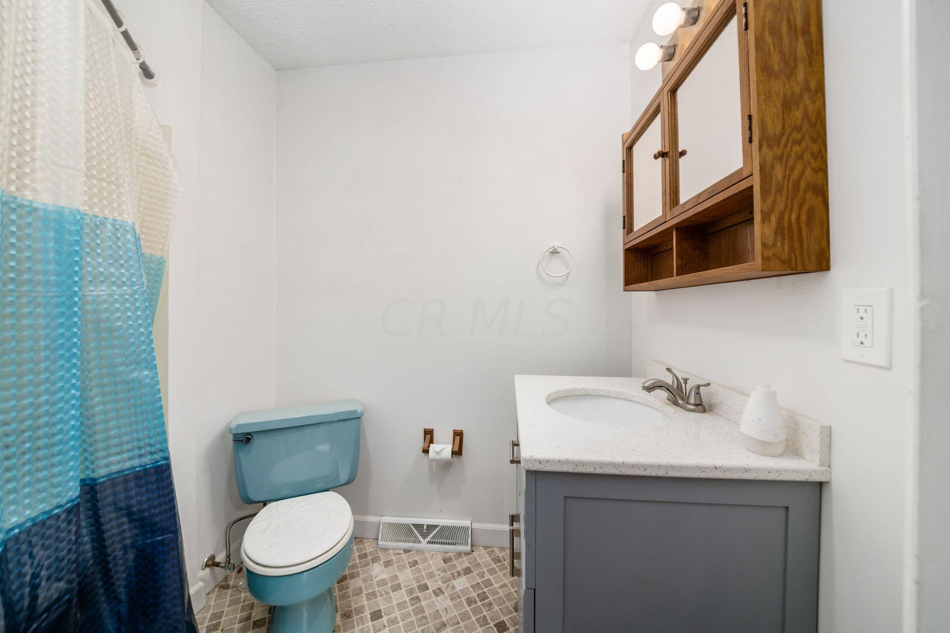 7989 Harlem Road Westerville, OH 43081 - Photo 19 of 67 024_a83cf_L 7989 Harlem Rd067