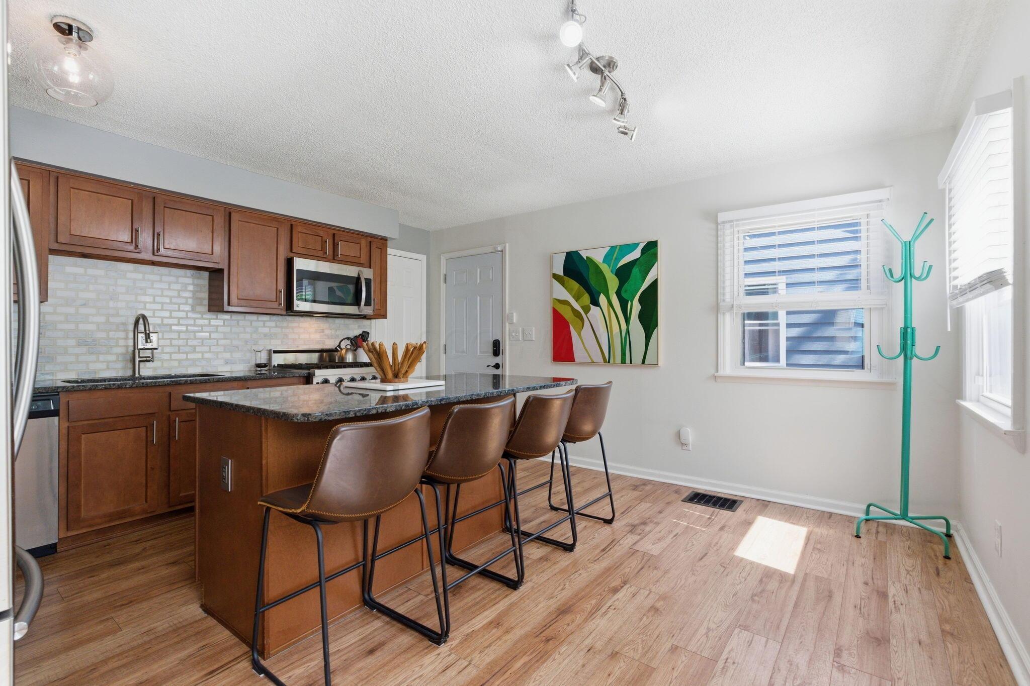 767 South Chesterfield Road Columbus, OH 43209 - Photo 10 of 65