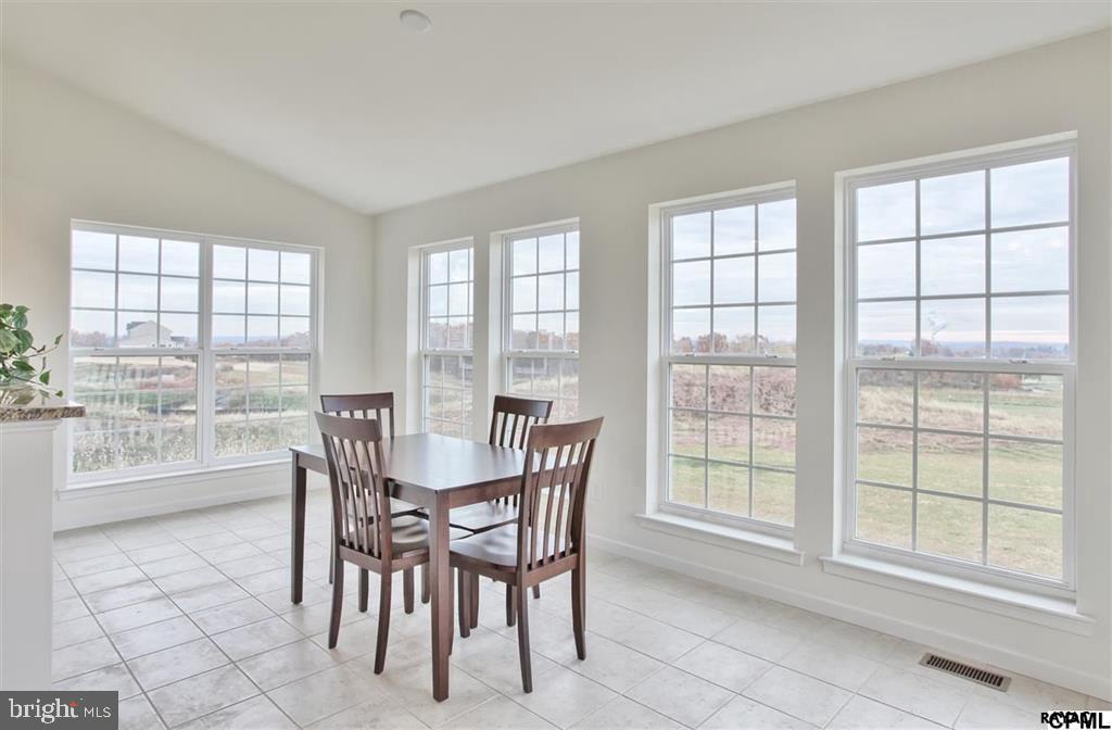 10 Rolling Road Delta, PA 17314 - Photo 14 of 23 Gallery Image 14