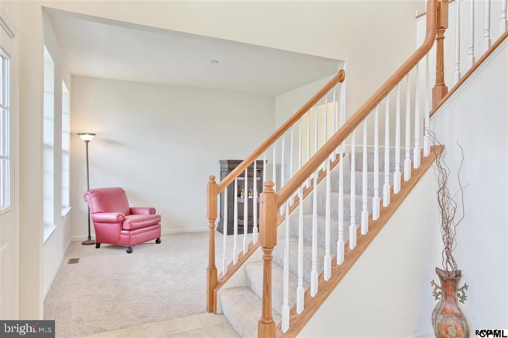 10 Rolling Road Delta, PA 17314 - Photo 6 of 23 Gallery Image 6