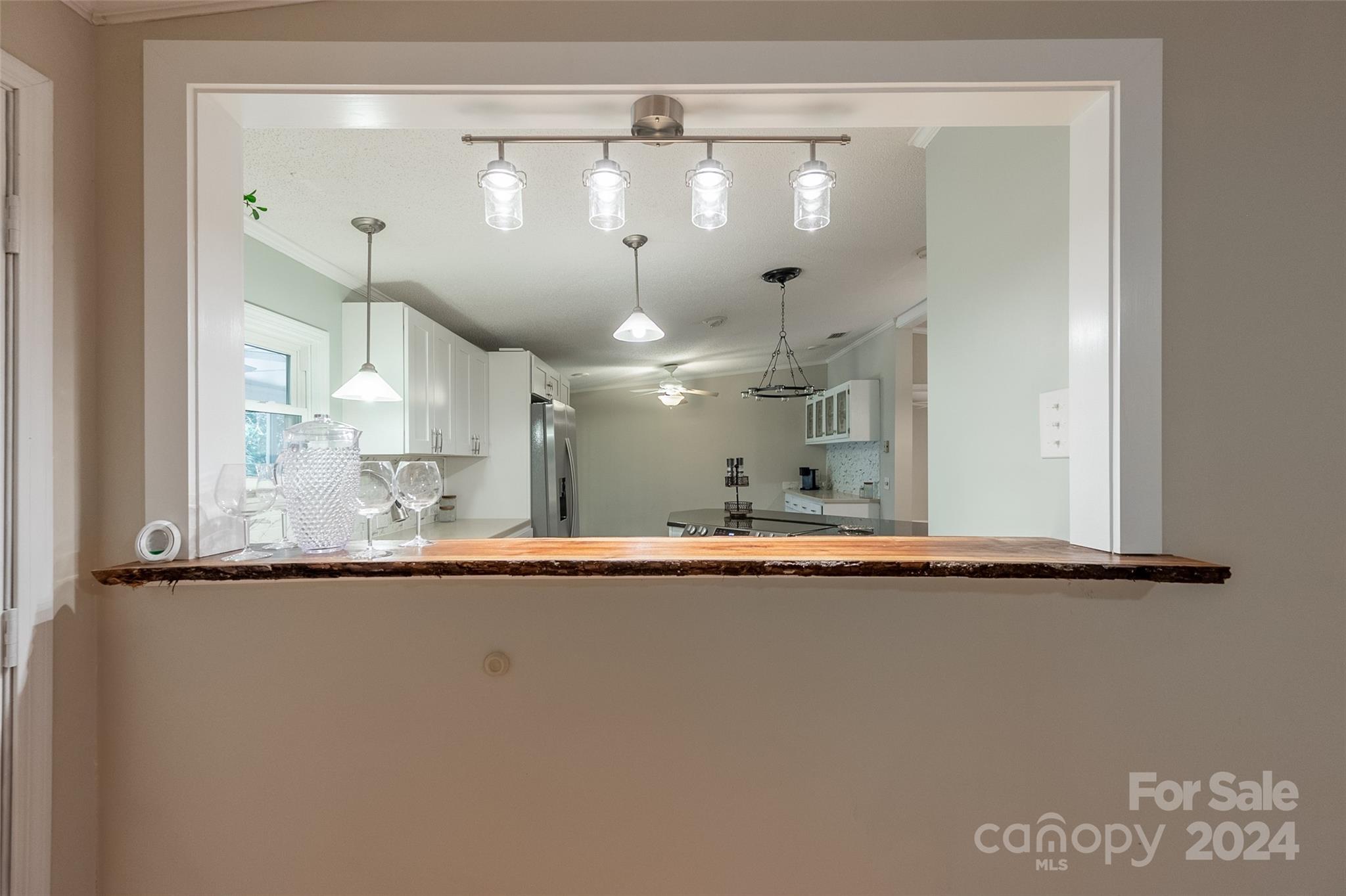 11452 Glade Valley Road Ennice, NC 28623 - Photo 13 of 48 Gallery Image 13