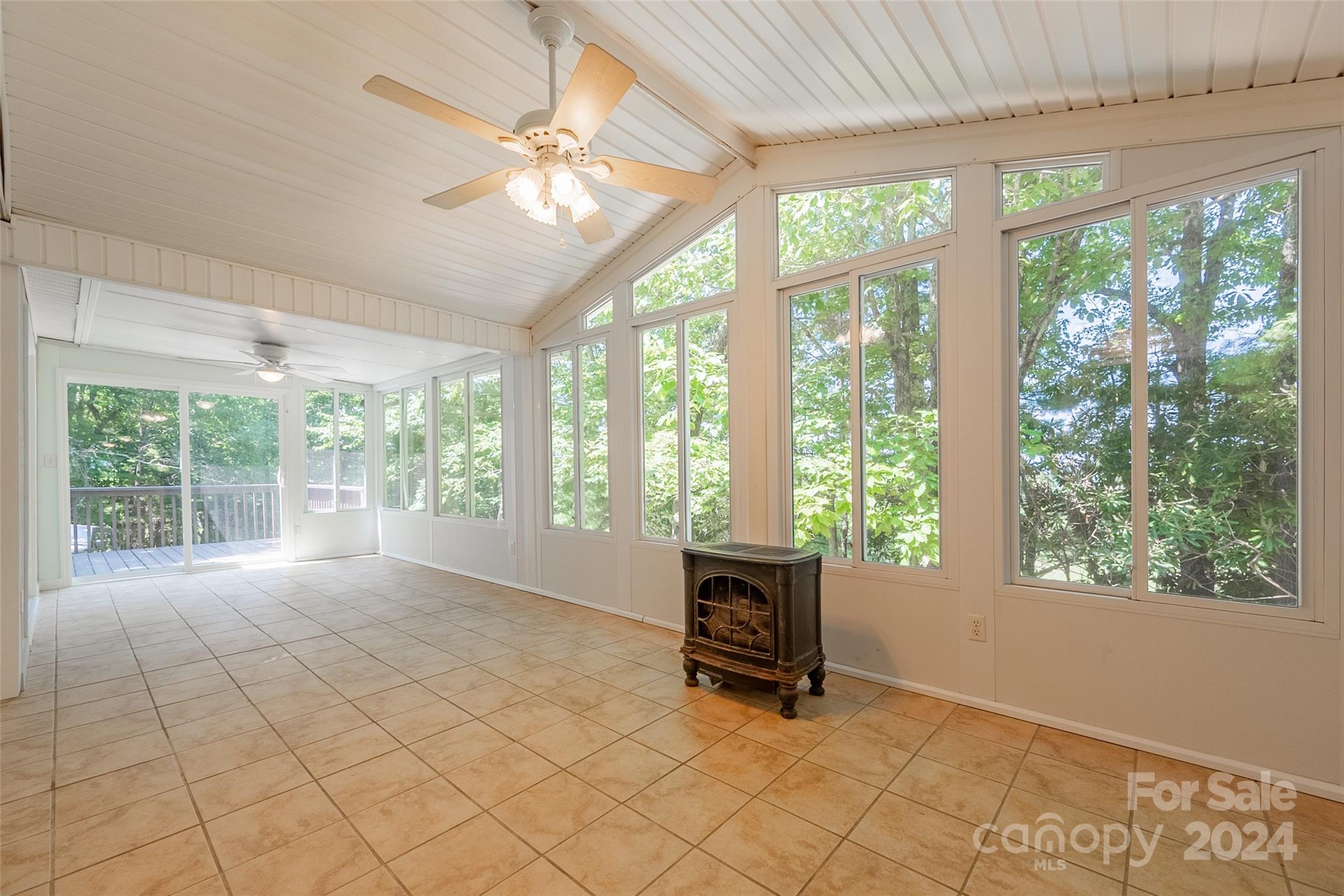 11452 Glade Valley Road Ennice, NC 28623 - Photo 16 of 48 Gallery Image 16