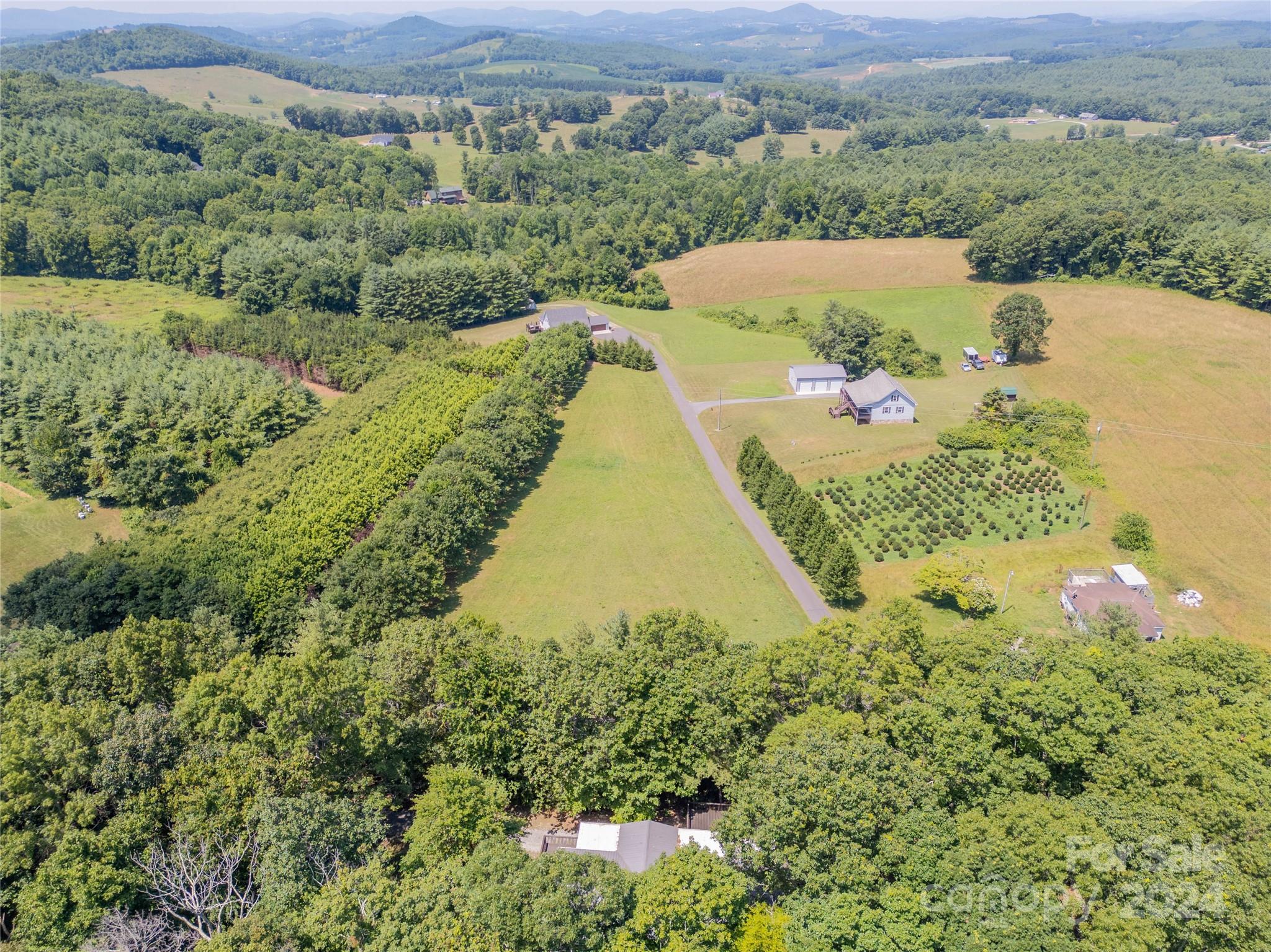 11452 Glade Valley Road Ennice, NC 28623 - Photo 2 of 48 Gallery Image 2