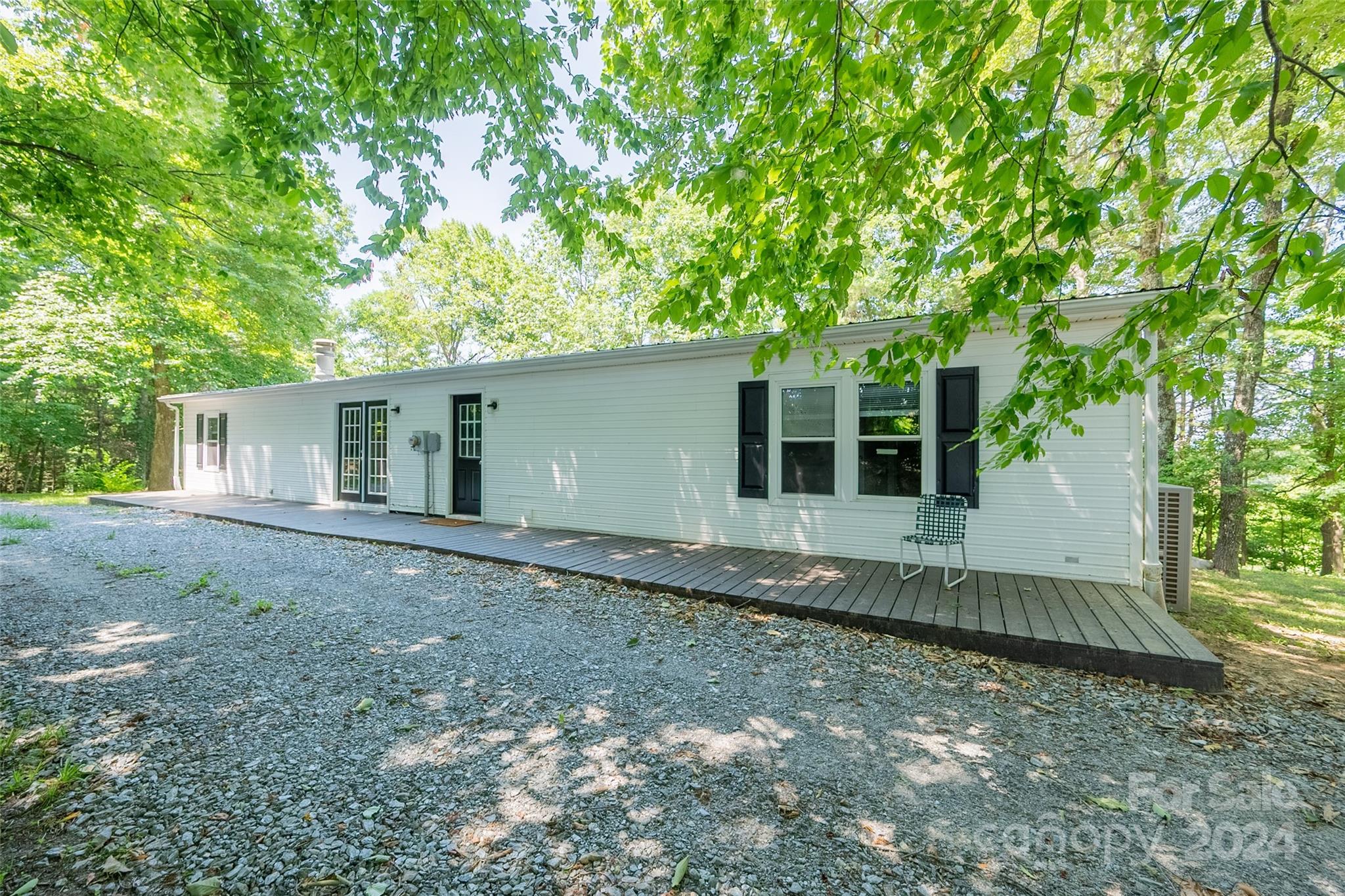 11452 Glade Valley Road Ennice, NC 28623 - Photo 3 of 48 Gallery Image 3