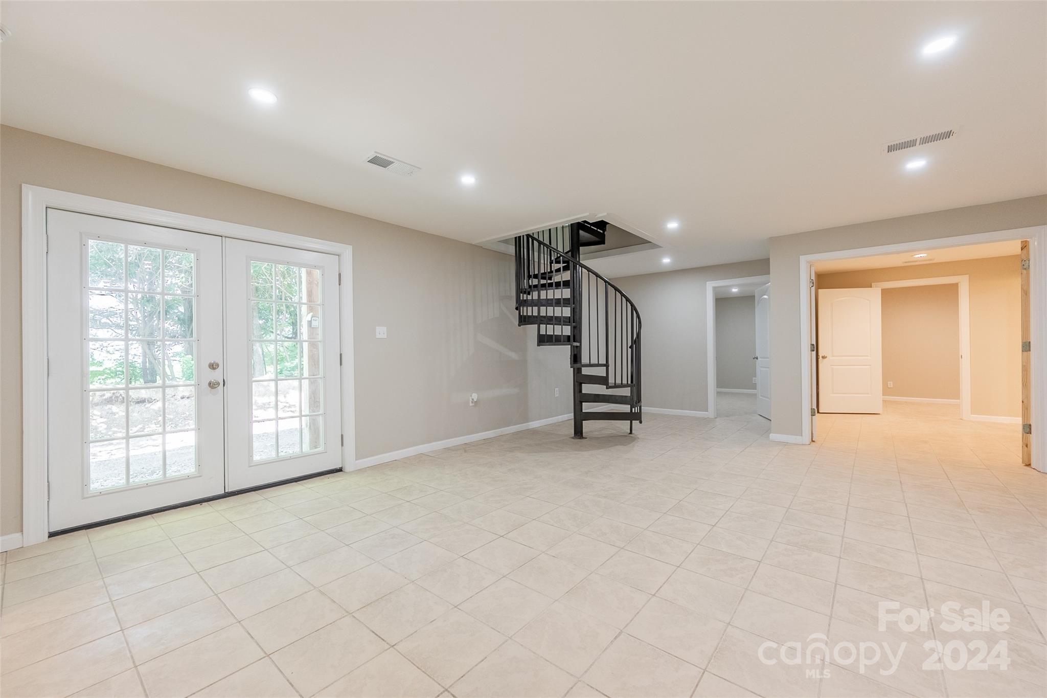11452 Glade Valley Road Ennice, NC 28623 - Photo 31 of 48 Gallery Image 31