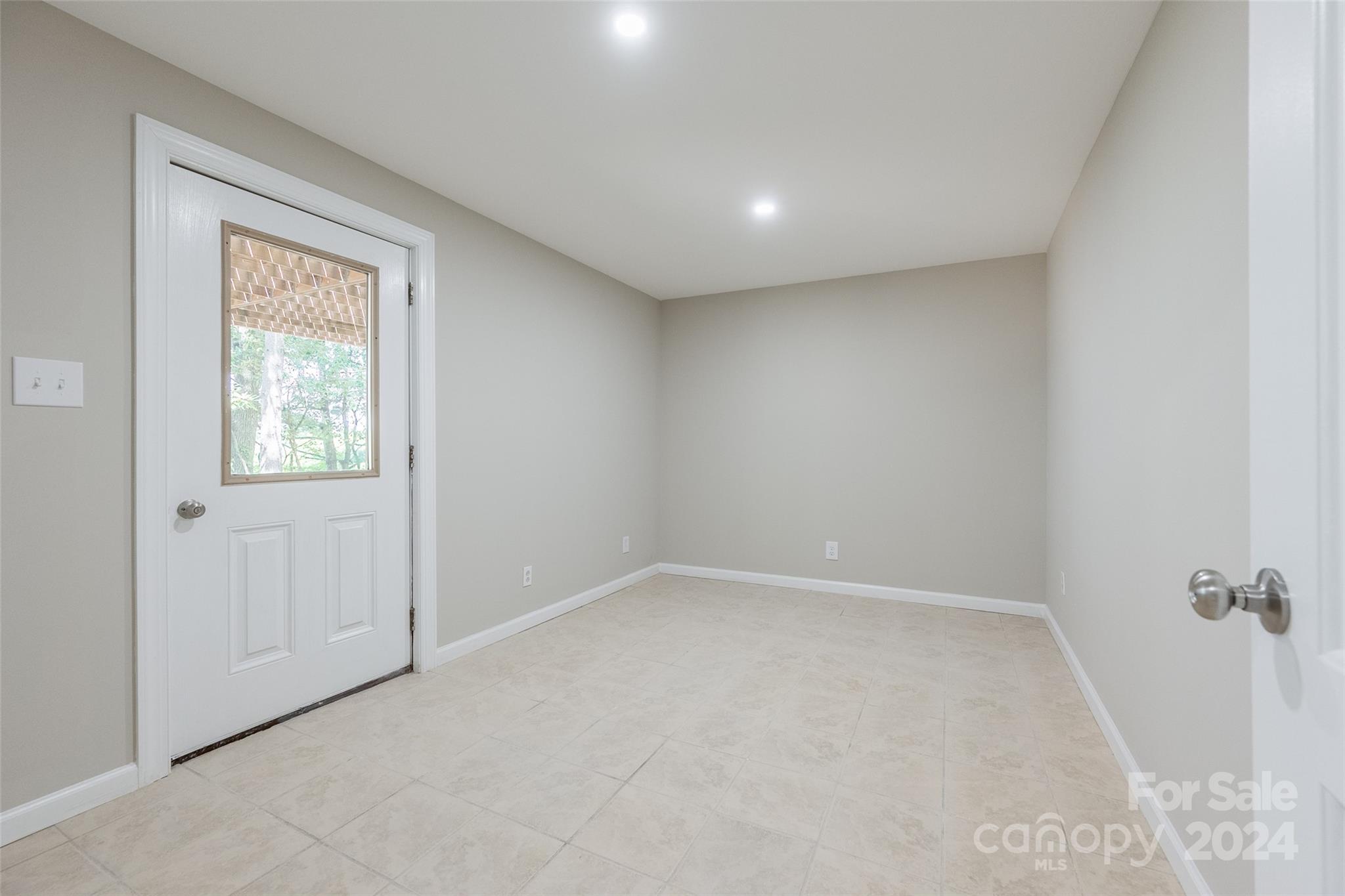 11452 Glade Valley Road Ennice, NC 28623 - Photo 36 of 48 Gallery Image 36