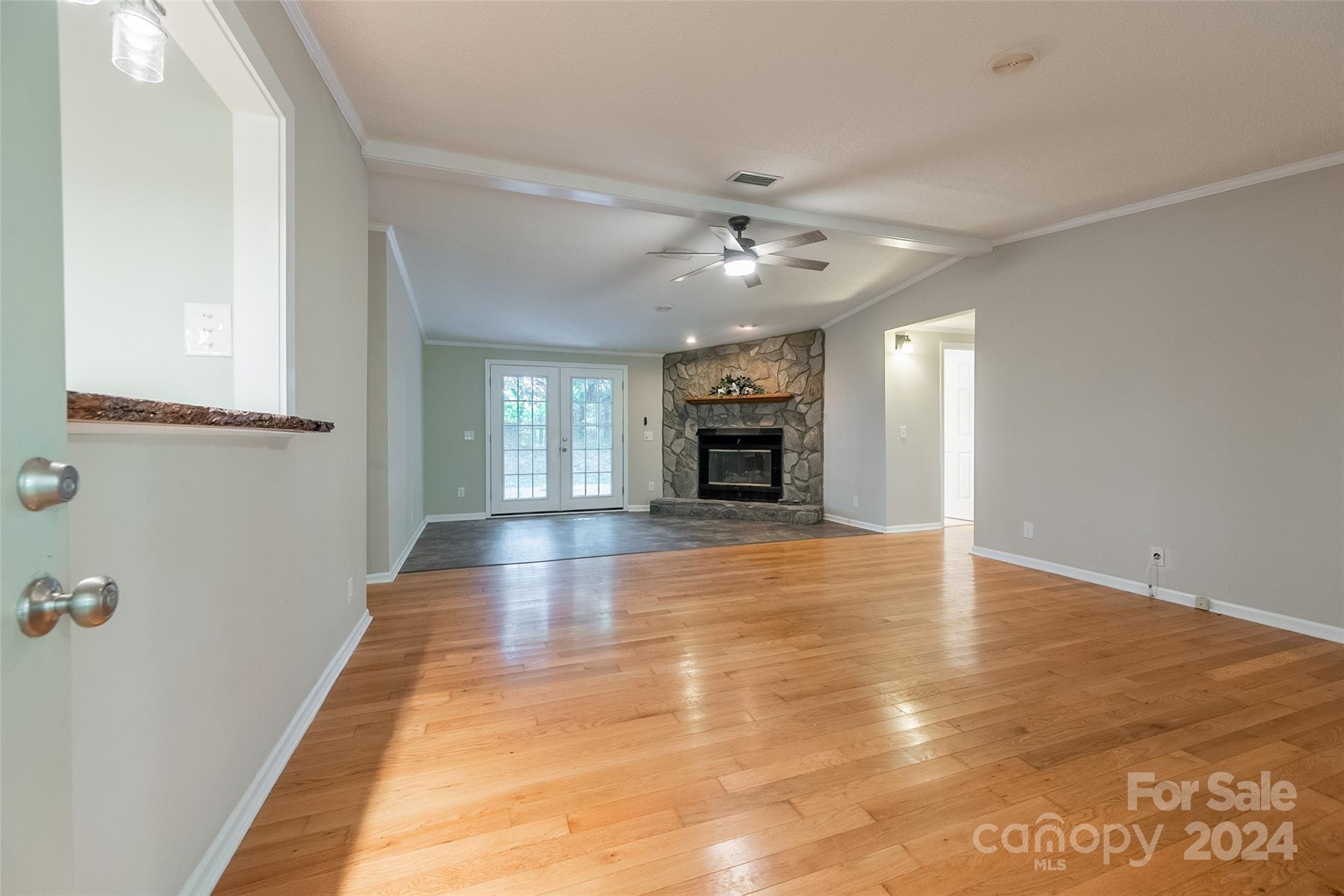 11452 Glade Valley Road Ennice, NC 28623 - Photo 4 of 48 Gallery Image 4