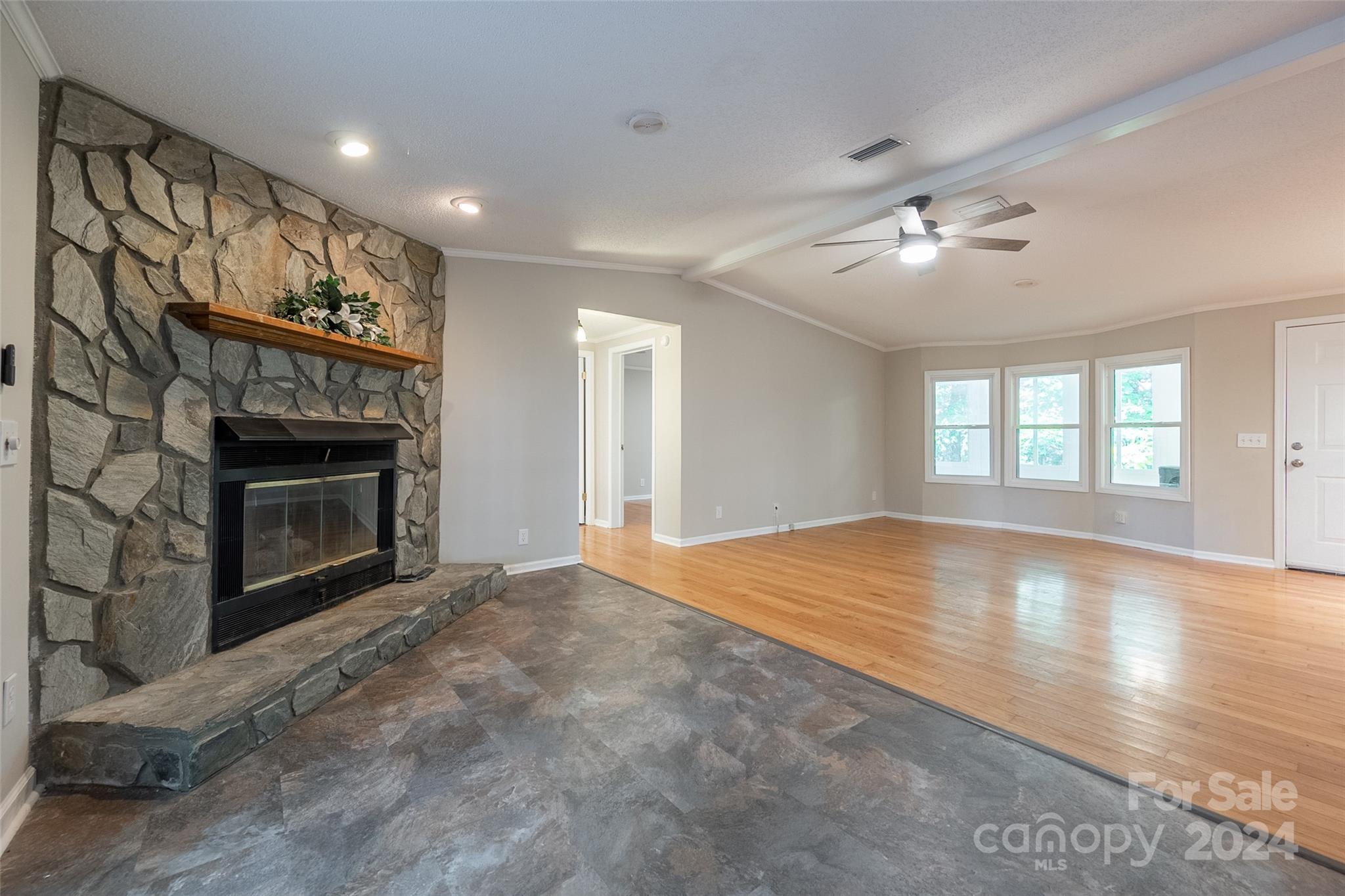 11452 Glade Valley Road Ennice, NC 28623 - Photo 8 of 48 Gallery Image 8