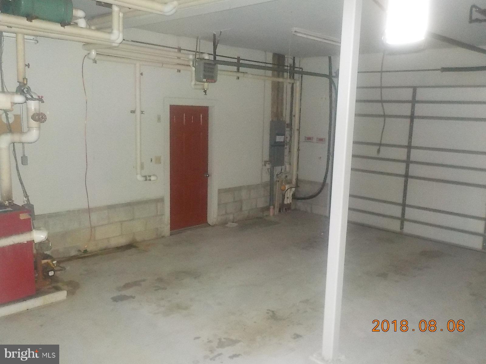 6043 Corners Wharf Road Cambridge, MD 21613 - Photo 25 of 26 huge garage with workshop