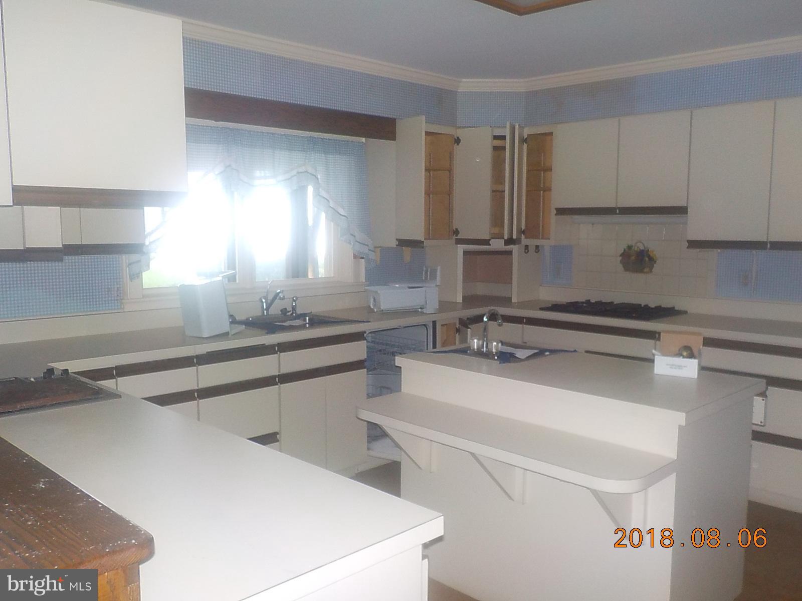 6043 Corners Wharf Road Cambridge, MD 21613 - Photo 7 of 26 Kitchen