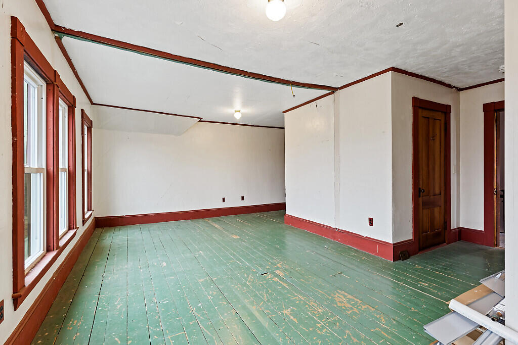 1135 East Pittston Road Pittston, ME 04345 - Photo 74 of 111 106_BP5A1260_DxO_mls