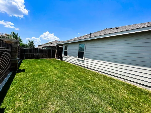 $1,950 | 1500 Granite Path, Princeton, TX 75407