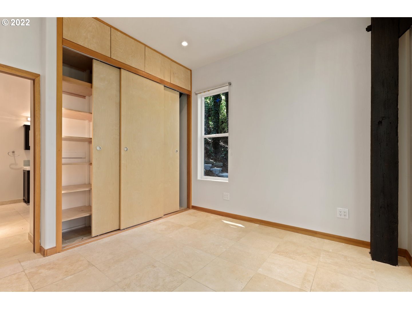 3143 Southwest Sherwood Place Portland, OR 97201 - Photo 23 of 32 a view of an empty room