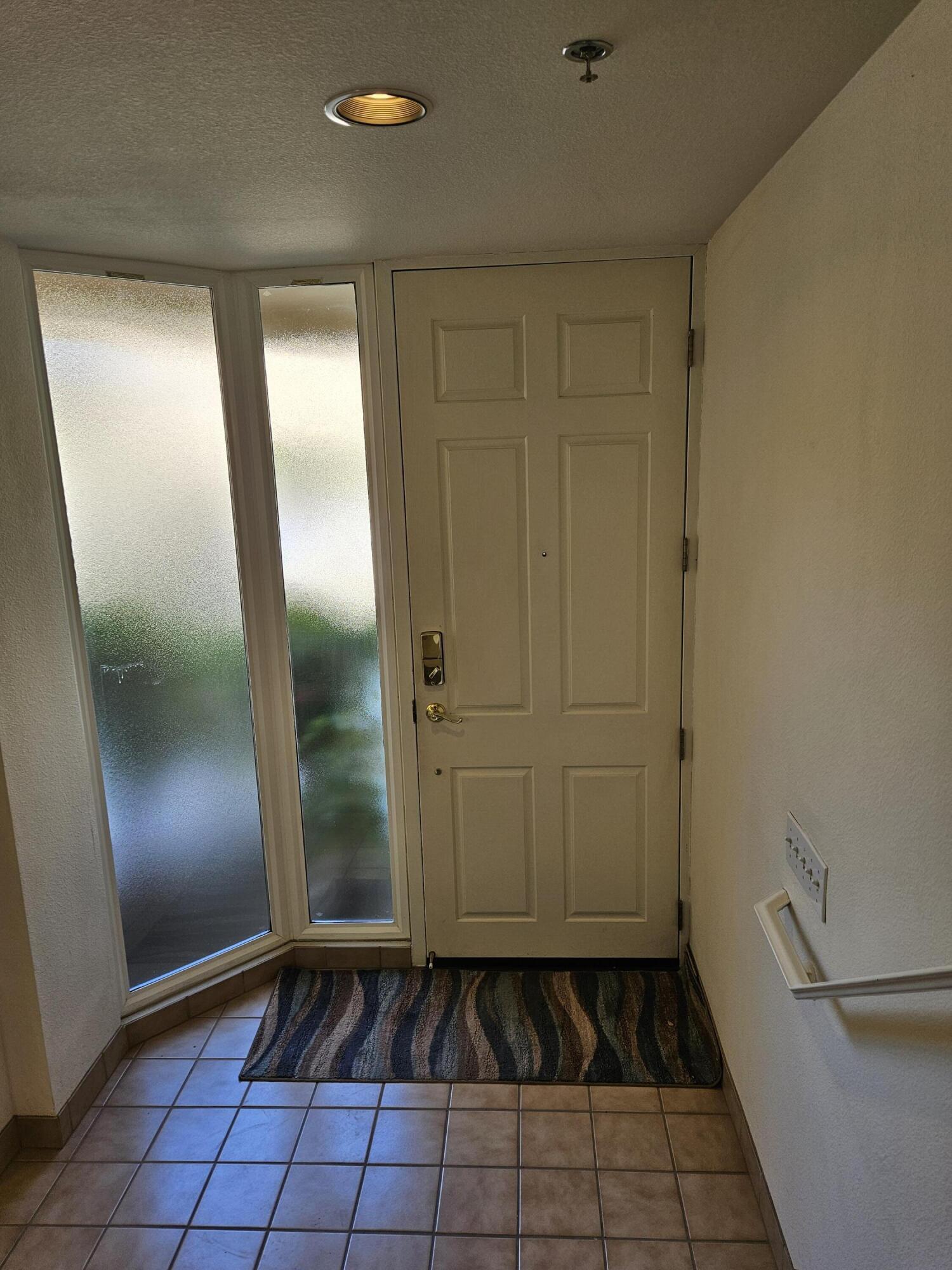 1555 North Chaparral Rd Unit 305