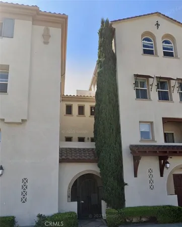 $3,100 | 636 East Walnut Street, Pasadena, CA 91101