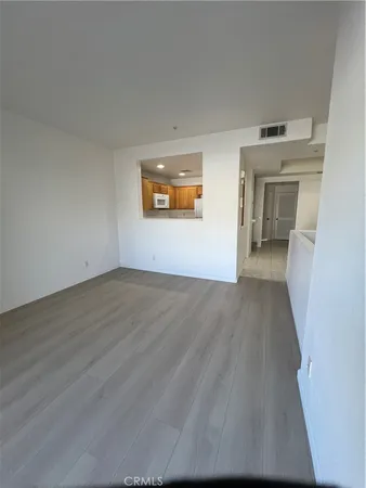 $3,100 | 636 East Walnut Street, Pasadena, CA 91101