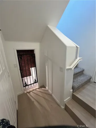 $3,100 | 636 East Walnut Street, Pasadena, CA 91101