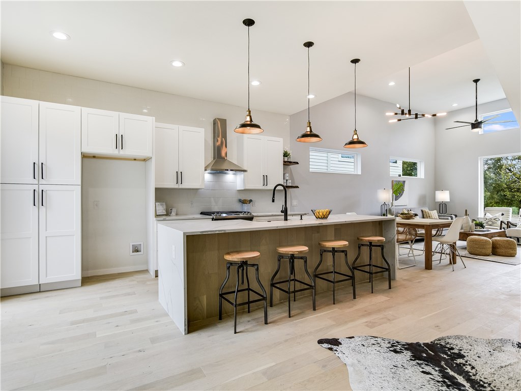 4710 Reyes Street, Unit 1 Austin, TX 78721 - Photo 1 of 1