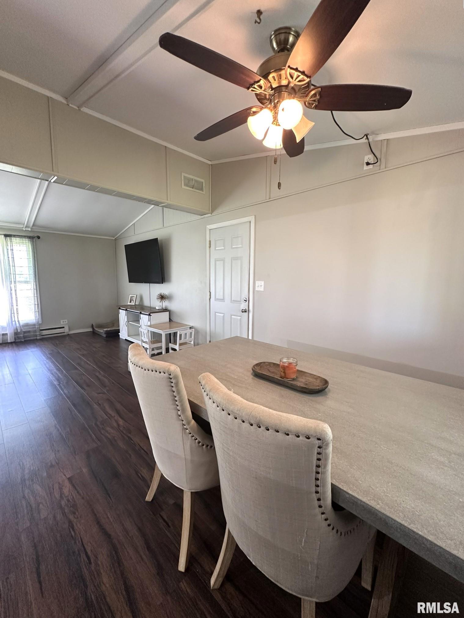 209 Brookview Drive Abingdon, IL 61410 - Photo 18 of 45