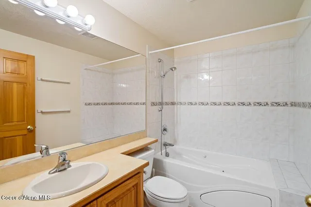 $1,395,000 | 1111 East Mountain Avenue, Coeur D'Alene, ID 83814