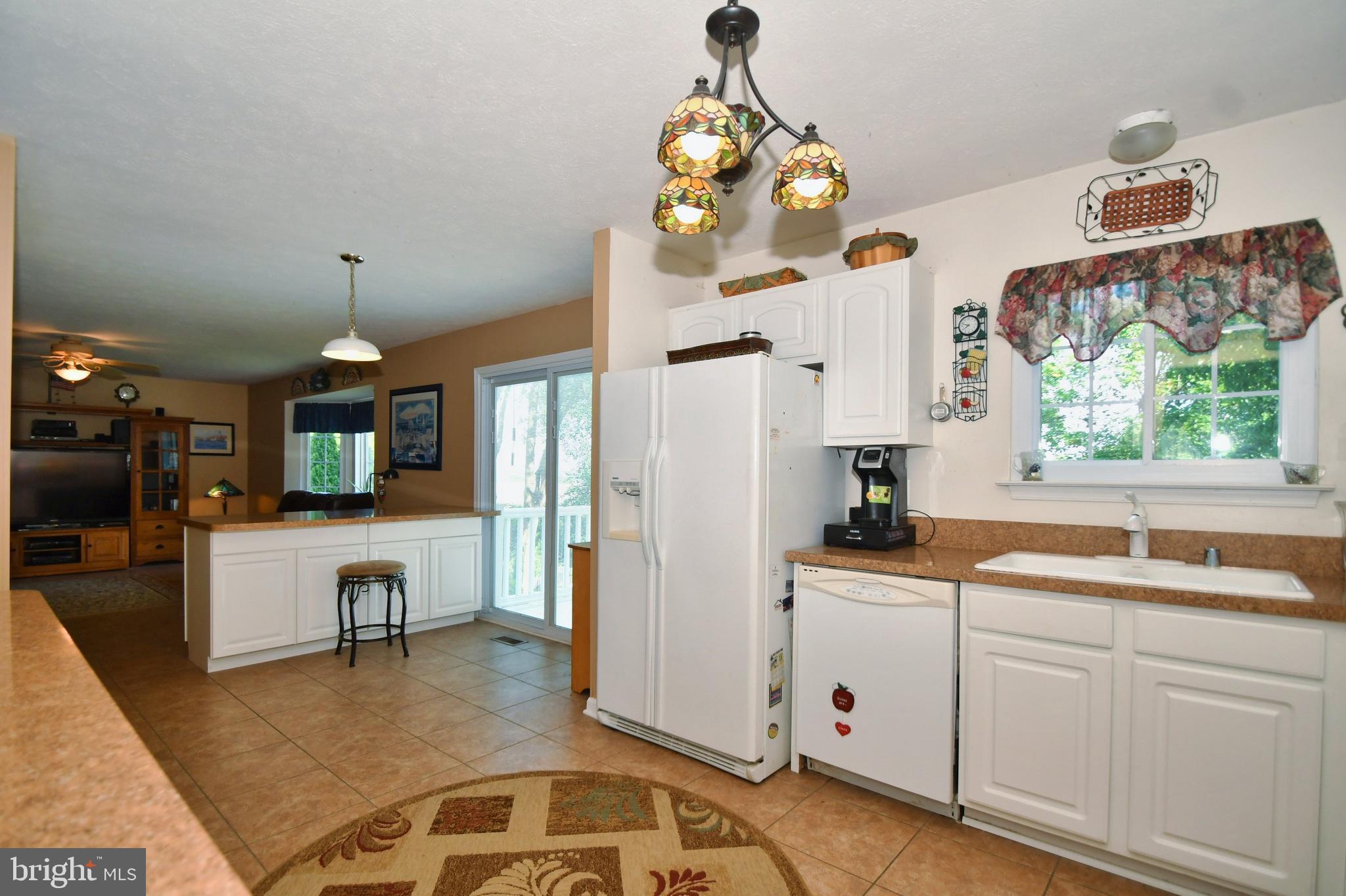 9319 Sea Point Road Baltimore, MD 21219 - Photo 13 of 55 large family room off kitchen