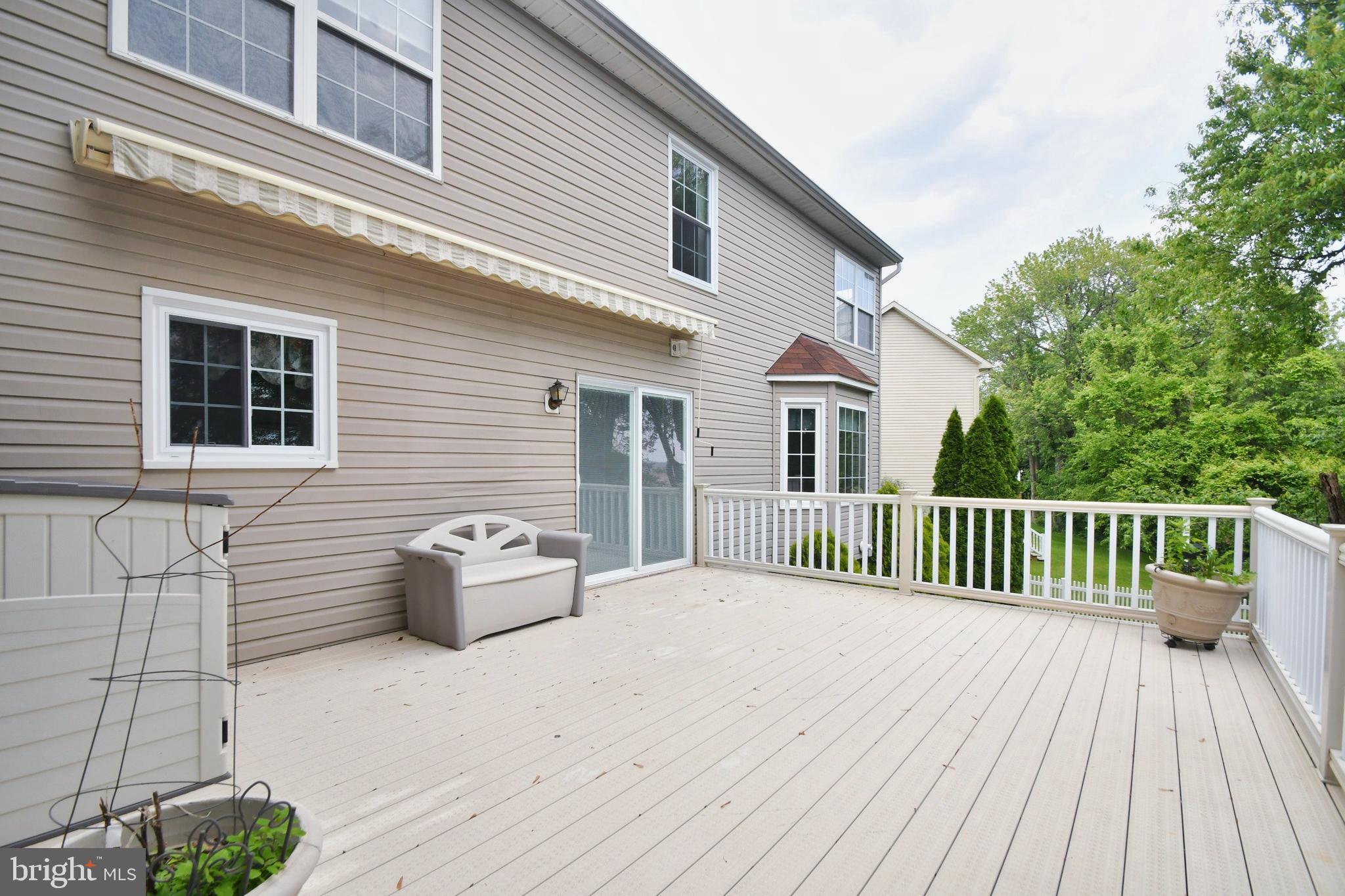9319 Sea Point Road Baltimore, MD 21219 - Photo 4 of 55 Lovely view