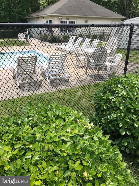 9319 Sea Point Road Baltimore, MD 21219 - Photo 9 of 55