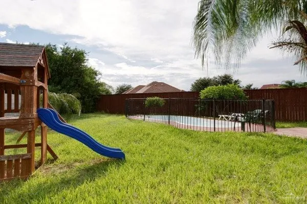 $3,750 | 4713 Quince Avenue, McAllen, TX 78501