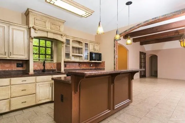 $3,750 | 4713 Quince Avenue, McAllen, TX 78501