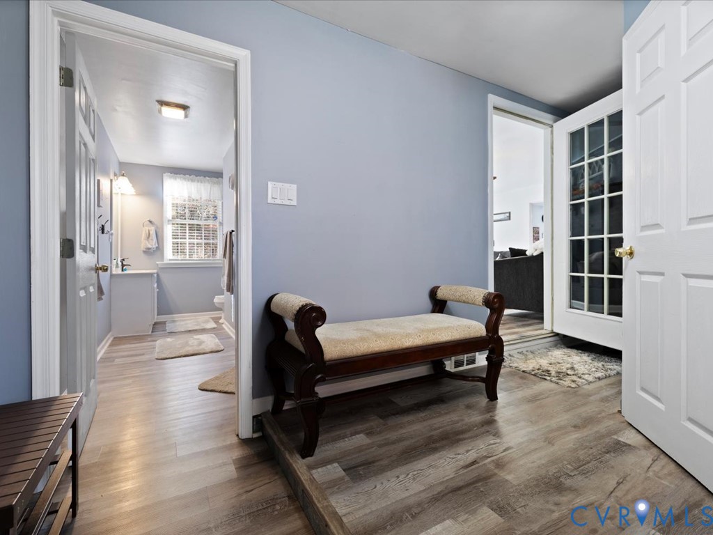 15415 Hopeful Church Road Bumpass, VA 23024 - Photo 13 of 27 a bedroom with furniture and a window