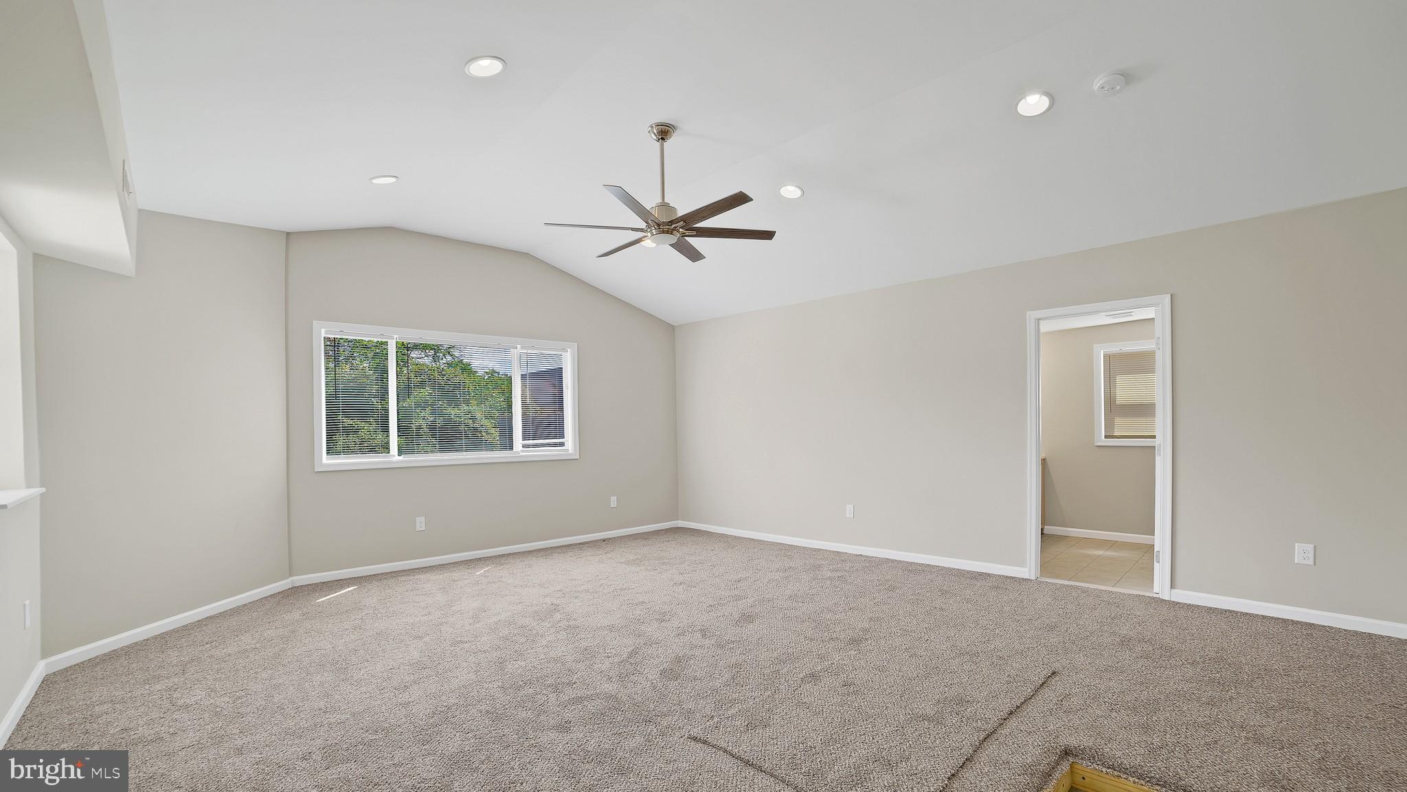 9401 Philadelphia Road Baltimore, MD 21237 - Photo 13 of 46 Great Room addition with vaulted ceilings