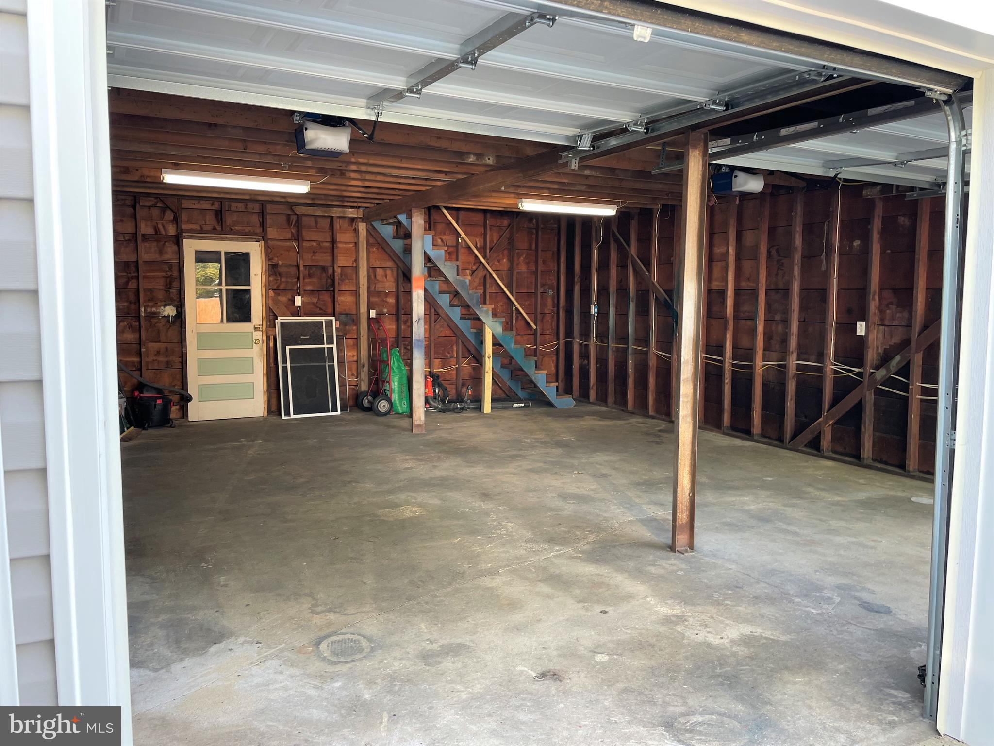 9401 Philadelphia Road Baltimore, MD 21237 - Photo 31 of 46 Main 2 car garage with 2 auto openers approx 25x20