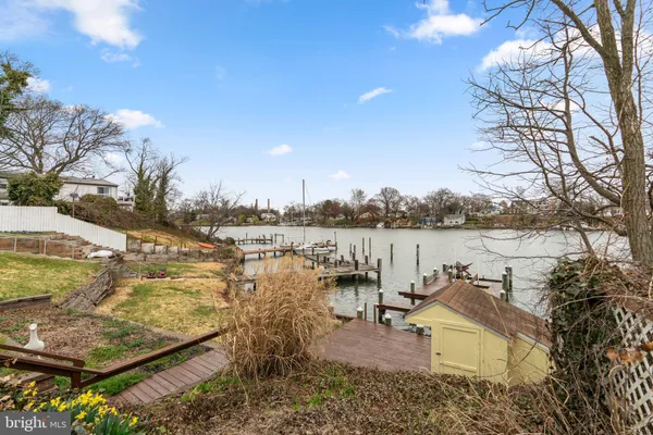 $675,000 | 452 Carvel Beach Road, Carvel Beach, MD 21226