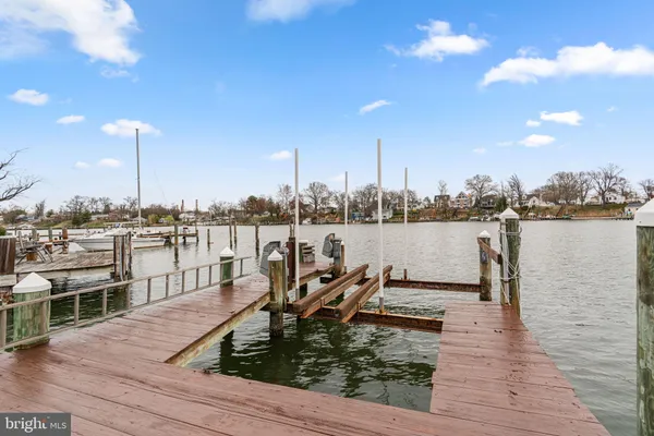 $675,000 | 452 Carvel Beach Road, Carvel Beach, MD 21226