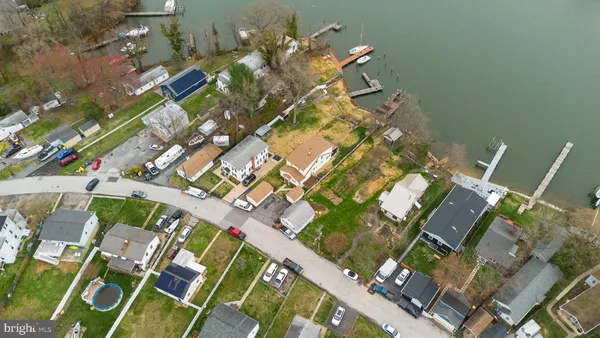 $675,000 | 452 Carvel Beach Road, Carvel Beach, MD 21226