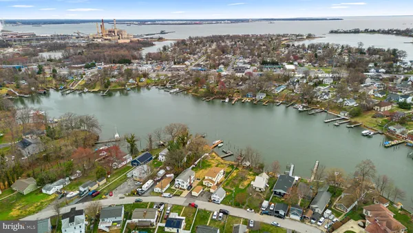 $675,000 | 452 Carvel Beach Road, Carvel Beach, MD 21226