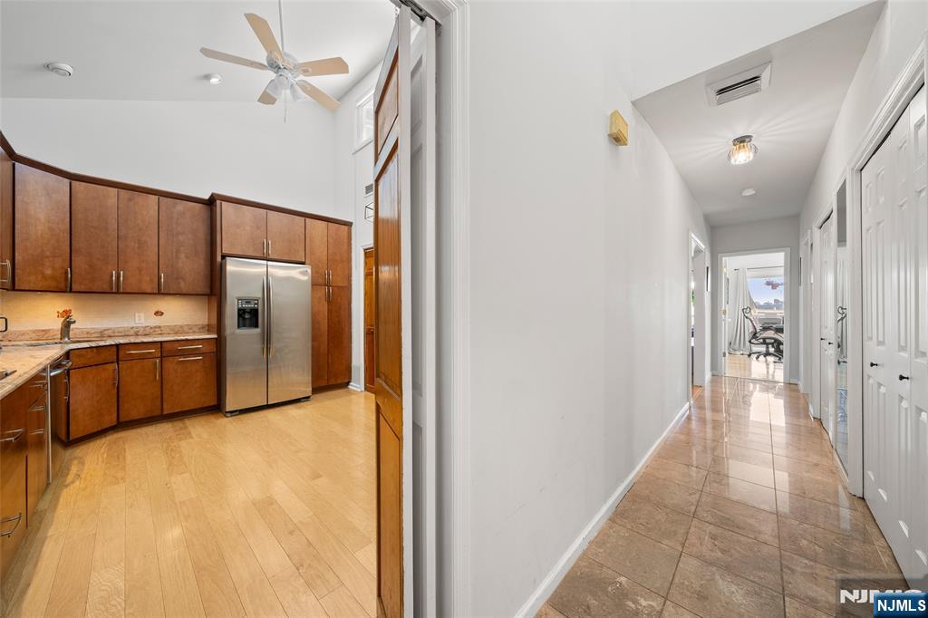 300 Gorge Road, Unit 62 Cliffside Park, NJ 07010 - Photo 13 of 31