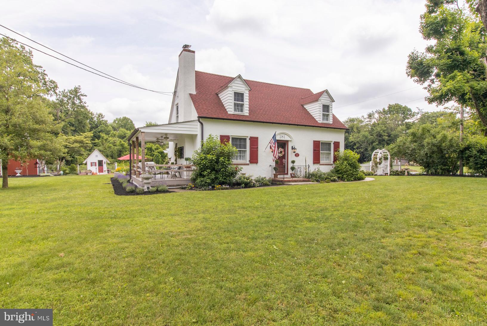 281 Corner Ketch Road Downingtown, PA 19335 - Photo 3 of 45 Gallery Image 3