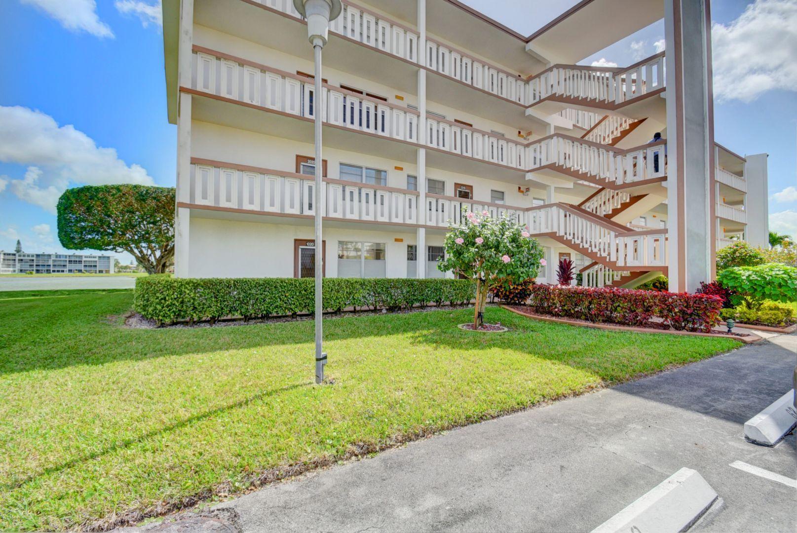 2019 Cornwall East Boca Raton, FL 33434 - Photo 1 of 21 Exterior Front